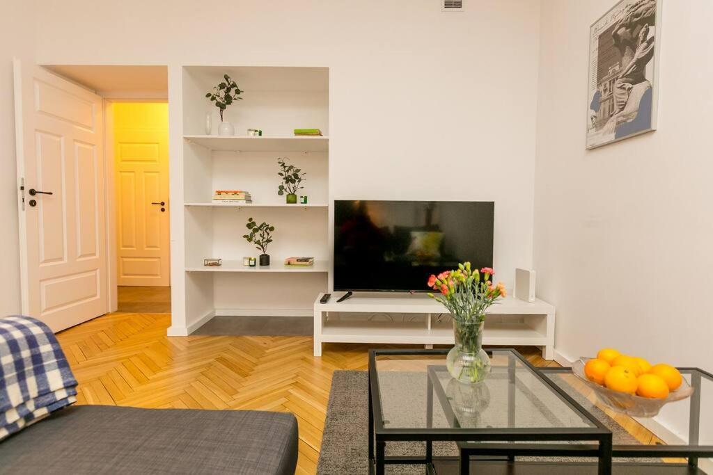 Cozy, Fully Equipped Apartment In Mokotow District 华沙 外观 照片